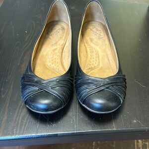 Naturalizer Black Flats with Criss-Cross Design